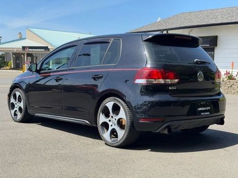 Used 2012 Volkswagen GTI 4-Door FWD image 9