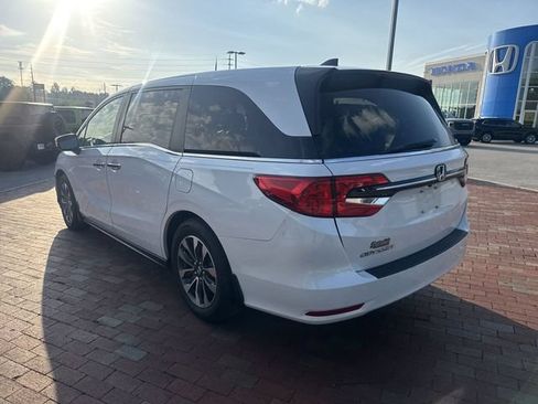 Certified 2024 Honda Odyssey EX-L image 7