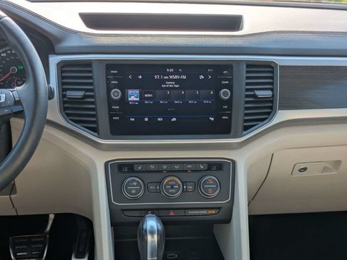 Used 2019 Volkswagen Atlas SE FWD image 20