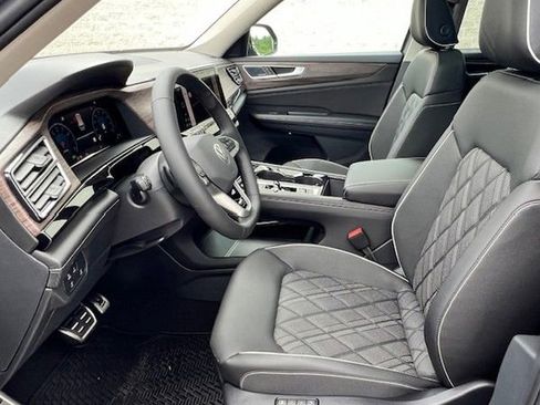 New 2026 Volkswagen Atlas SEL Premium R-Line image 13