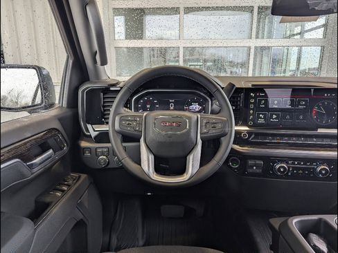 New 2026 GMC Sierra 1500 SLE w/ X31 Off-Road Package AWD/4WD image 3