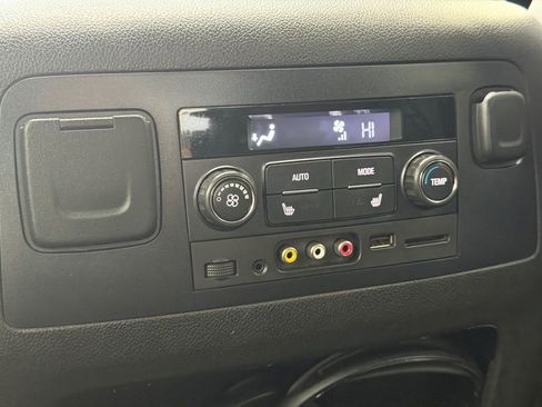 Used 2016 GMC Yukon Denali w/ Open Road Package image 26