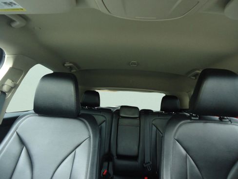 Used 2022 Lincoln Nautilus FWD image 27