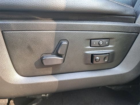 Used 2017 RAM 1500 Laramie image 27