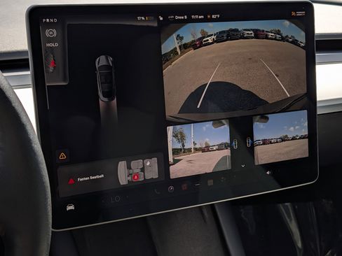 Used 2023 Tesla Model 3 Performance image 29