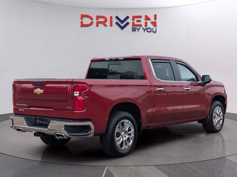 Used 2025 Chevrolet Silverado 1500 LTZ w/ Technology Package image 5