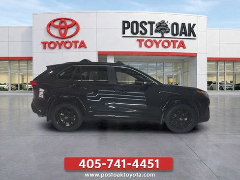 Used 2023 Toyota RAV4 SE AWD/4WD image 6