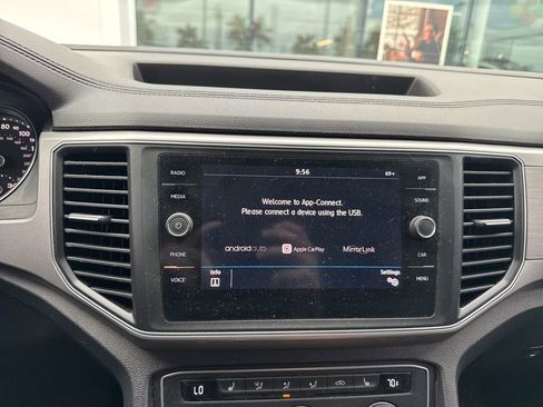 Used 2019 Volkswagen Atlas SE image 18