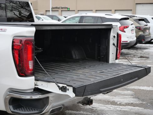 Used 2021 GMC Sierra 1500 SLT w/ SLT Premium Plus Package image 14