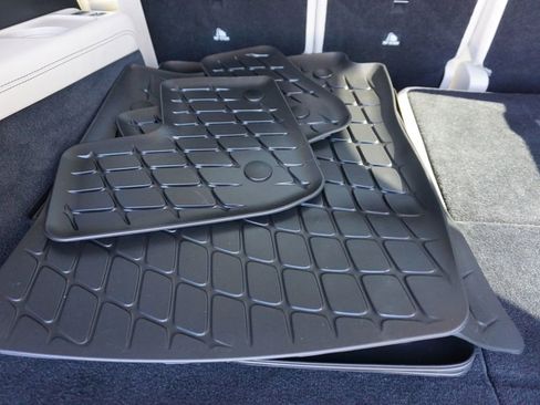 Used 2022 Mercedes-Benz GLS 450 4MATIC image 40