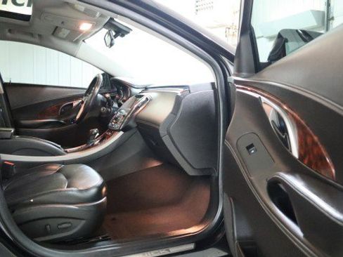 Used 2012 Buick LaCrosse Premium image 10