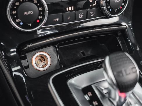 Used 2017 Mercedes-Benz SLC 43 AMG image 58