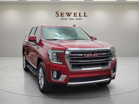 Used 2024 GMC Yukon SLT w/ SLT Luxury Package RWD image 7
