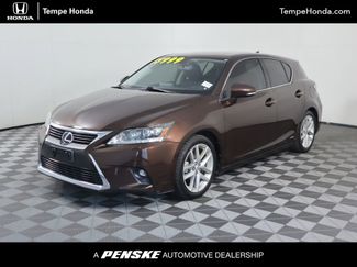 Used 2017 Lexus CT 200h image 1