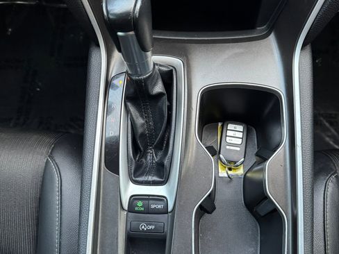 Used 2022 Honda Accord Sport image 16
