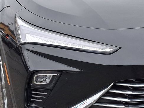 Used 2024 Buick Envista Preferred w/ Convenience II Package image 10