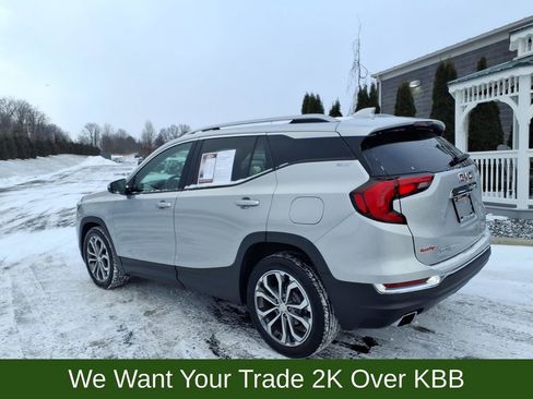 Used 2019 GMC Terrain SLT image 3