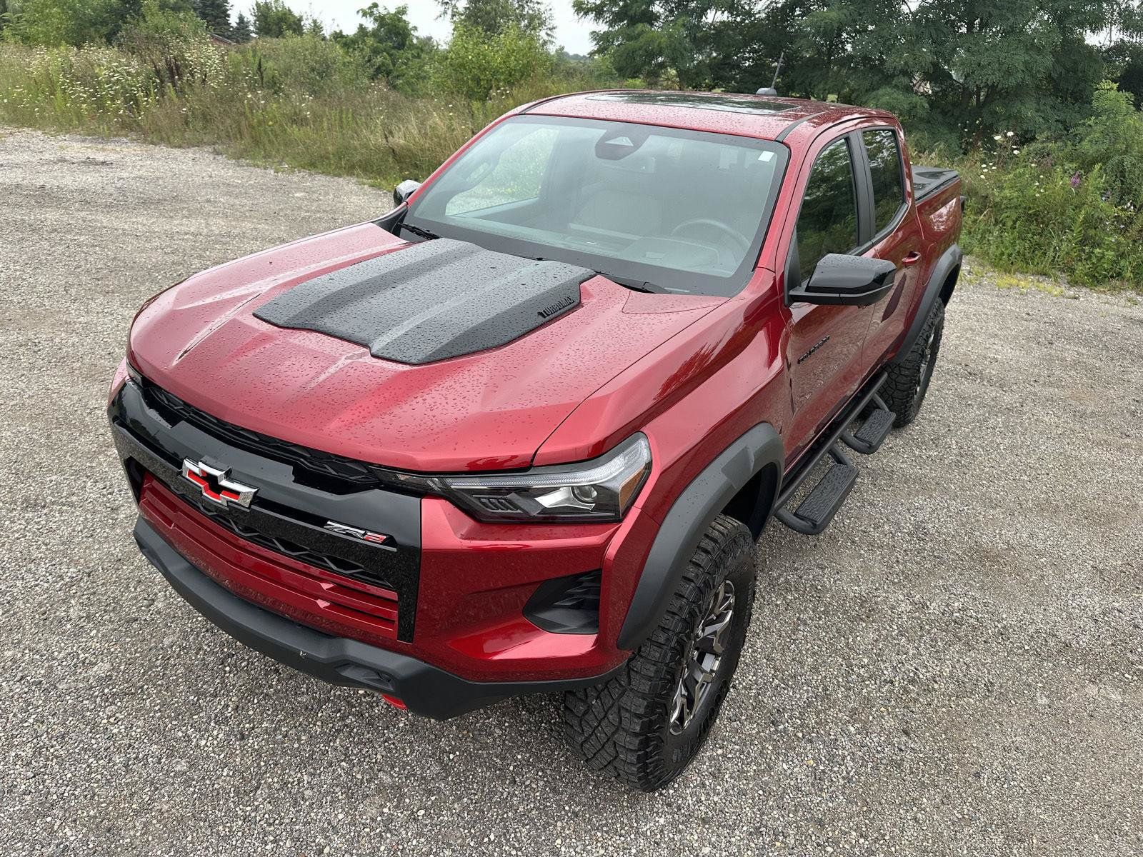 Certified 2026 Chevrolet Colorado ZR2 w/ Technology Package AWD/4WD image 13