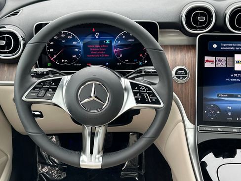 New 2026 Mercedes-Benz GLC 300 4MATIC image 14