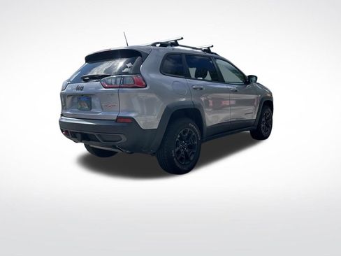 Used 2022 Jeep Cherokee Trailhawk w/ Sun, Sound & Nav Group AWD/4WD image 5