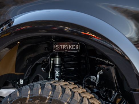 Used 2024 Ford F450 Platinum w/ FX4 Off-Road Package image 11