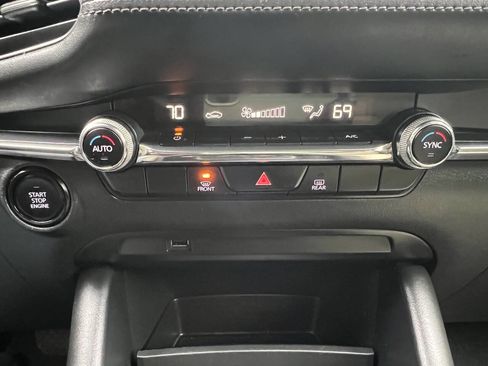 Used 2019 MAZDA MAZDA3 AWD Sedan w/ Select Package image 32