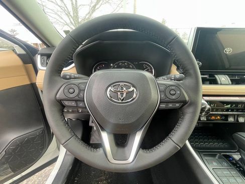 New 2025 Toyota RAV4 XLE image 7