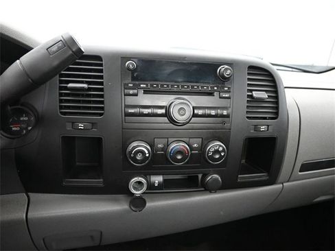 Used 2013 Chevrolet Silverado 1500 W/T w/ LS Package image 18