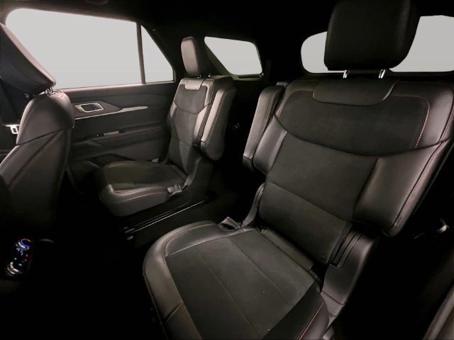Used 2025 Ford Explorer ST w/ Sun And Sound Package AWD/4WD image 25