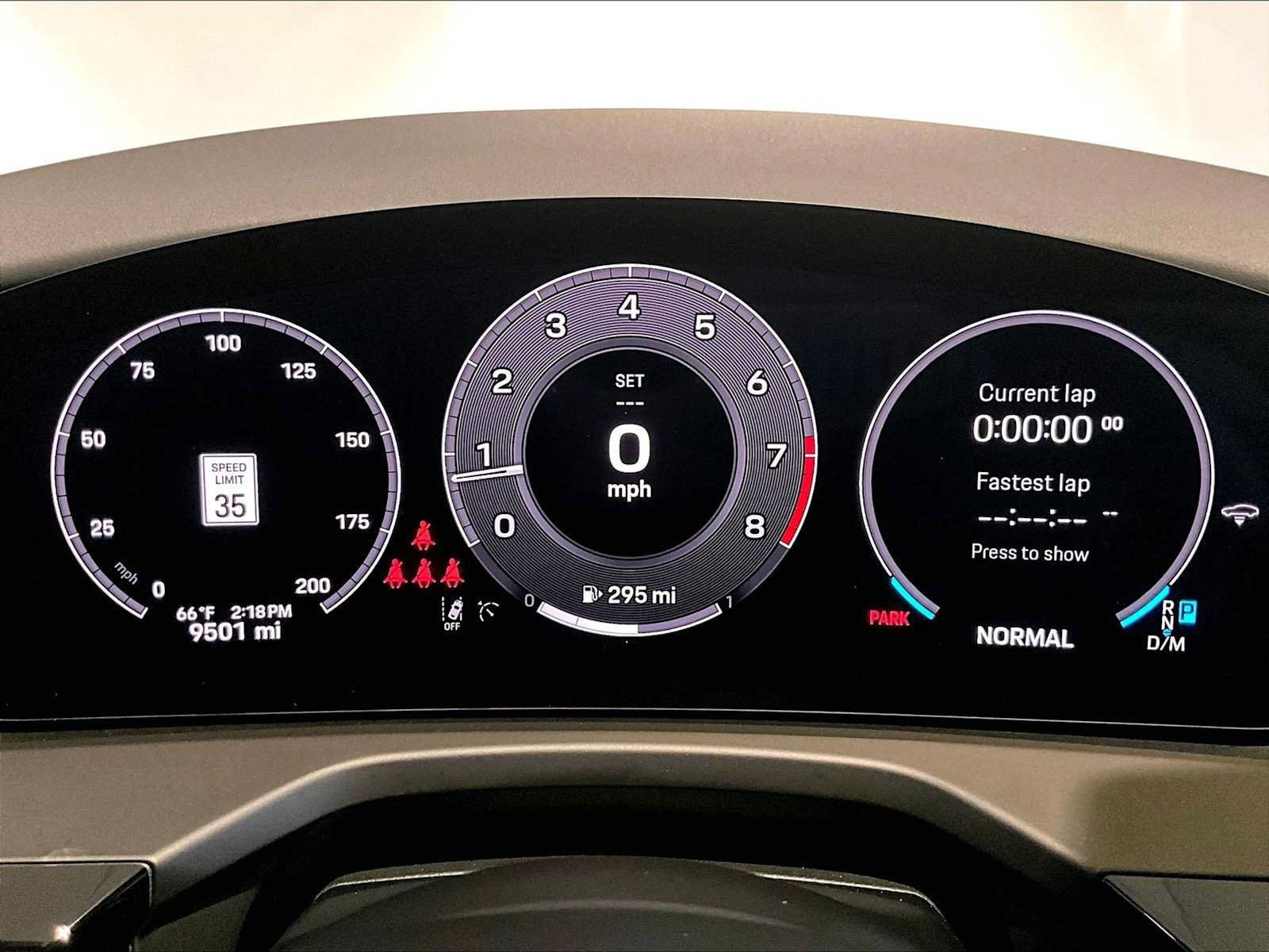 Used 2025 Porsche Panamera 4 AWD/4WD image 22