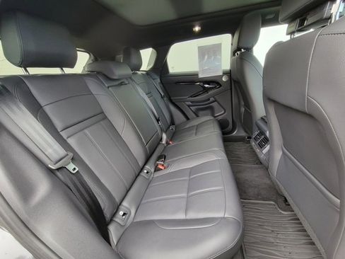 Used 2026 Land Rover Range Rover Evoque Dynamic SE image 22