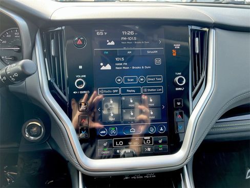 Used 2024 Subaru Outback Onyx Edition image 13