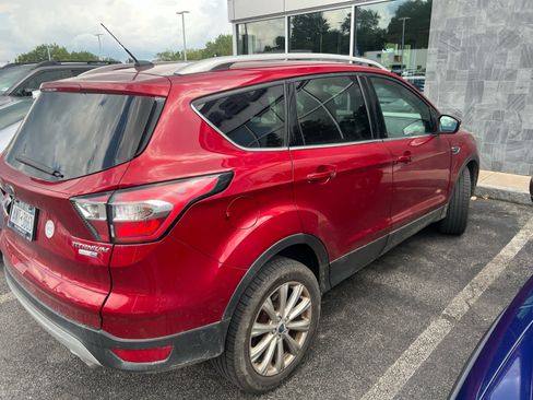 Used 2017 Ford Escape Titanium w/ Equipment Group 301A AWD/4WD image 3