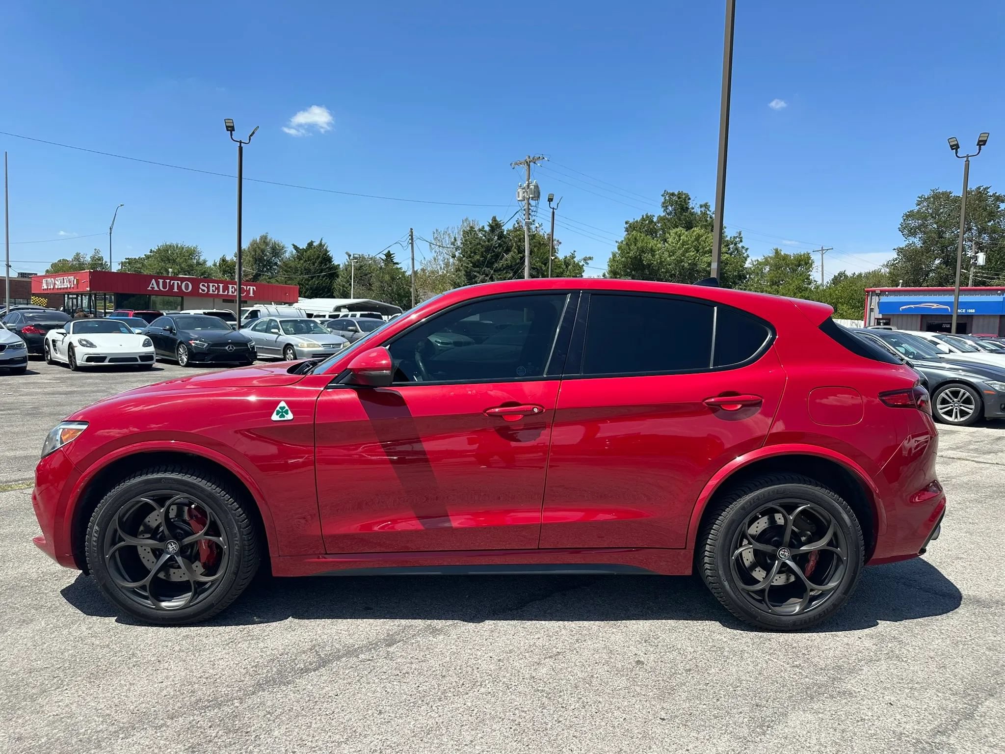 Used 2018 Alfa Romeo Stelvio Quadrifoglio w/ Convenience Package AWD/4WD image 36