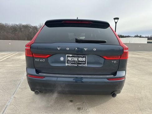 Used 2020 Volvo XC60 T5 Momentum w/ Protection Package Premier image 6