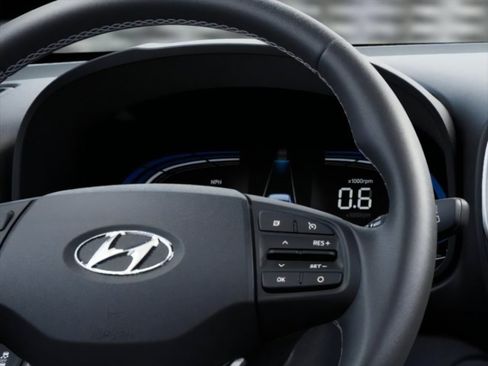 New 2026 Hyundai Venue SEL FWD image 14