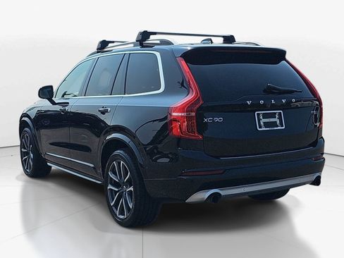Used 2018 Volvo XC90 T5 Momentum w/ Convenience Package AWD/4WD image 6