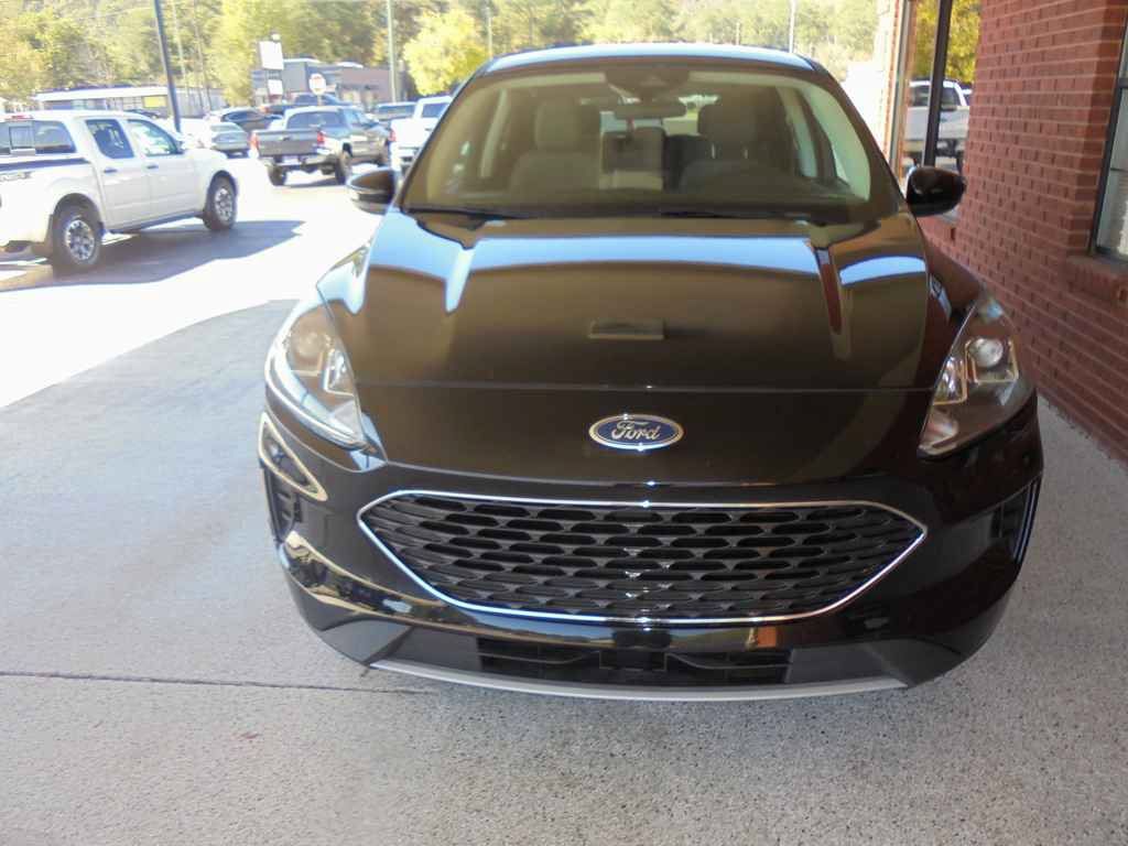 Used 2021 Ford Escape SE FWD image 3