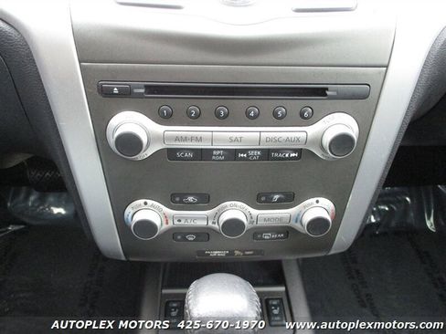 Used 2012 Nissan Murano SL w/ Navigation Pkg image 37