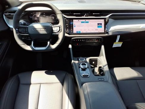 New 2026 Jeep Cherokee Limited AWD/4WD image 13