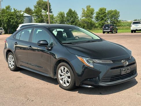 Used 2024 Toyota Corolla LE FWD image 7