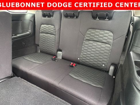 Used 2023 Nissan Pathfinder S image 15