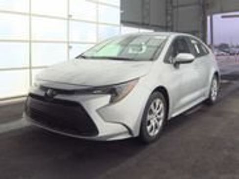 Used 2024 Toyota Corolla LE image 4