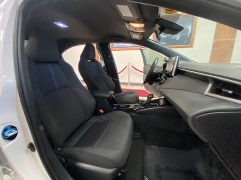 Used 2020 Toyota Corolla SE FWD image 11