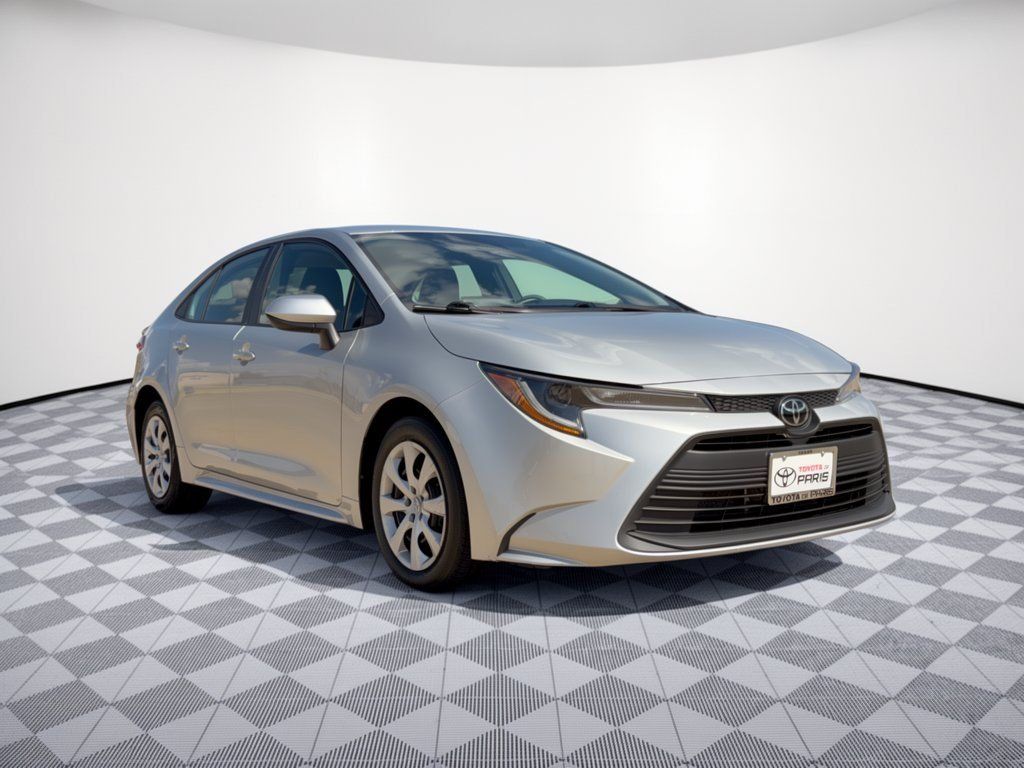 Used 2023 Toyota Corolla LE FWD image 7