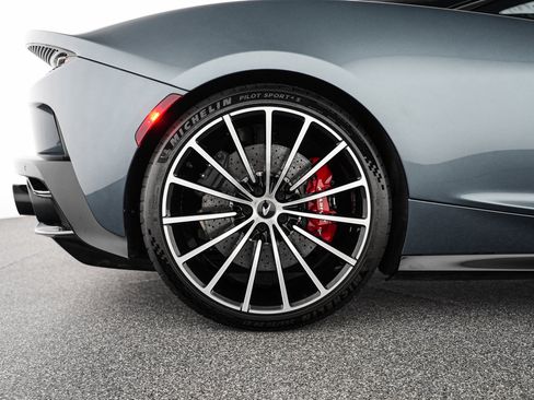 Used 2023 McLaren GT RWD image 36