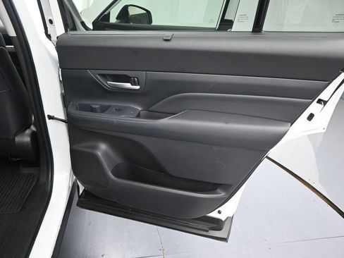 Used 2025 Toyota Grand Highlander FWD image 22