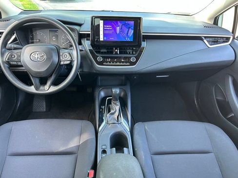 Used 2024 Toyota Corolla LE FWD image 10
