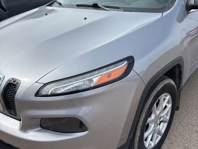 Used 2014 Jeep Cherokee Latitude w/ Comfort/Convenience Group