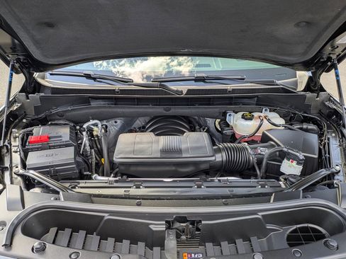 Certified 2025 GMC Yukon Elevation image 34